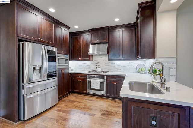716 TRANQUILITY CIR 1, Livermore, CA 94551