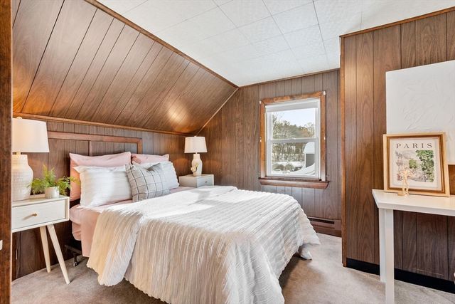 46 Pine Hill Rd, Ashland, MA 01721