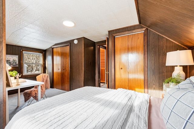 46 Pine Hill Rd, Ashland, MA 01721