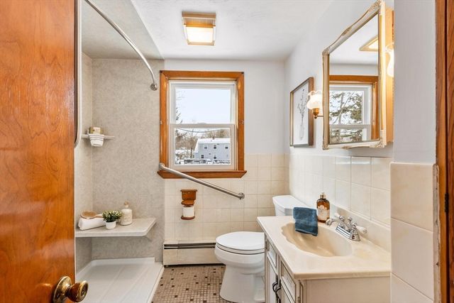 46 Pine Hill Rd, Ashland, MA 01721