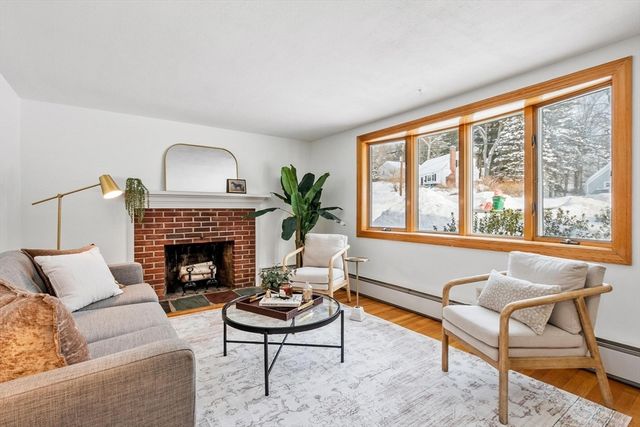 46 Pine Hill Rd, Ashland, MA 01721