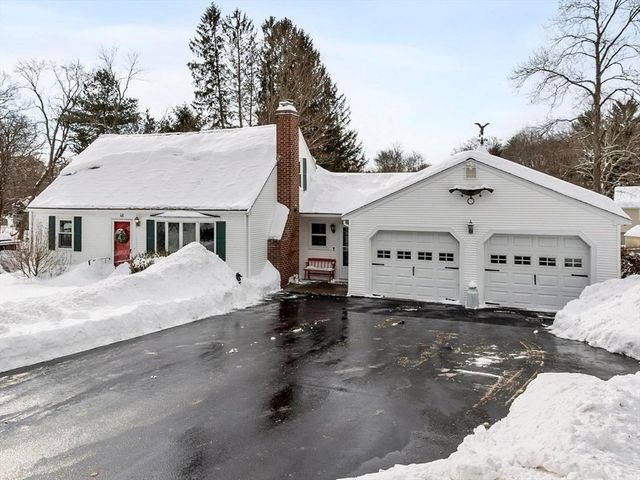 46 Pine Hill Rd, Ashland, MA 01721