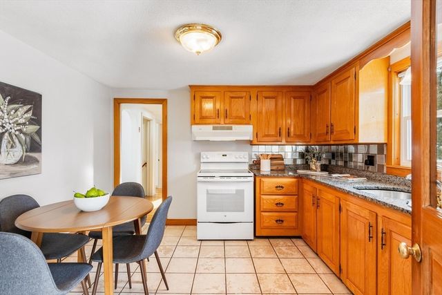 46 Pine Hill Rd, Ashland, MA 01721