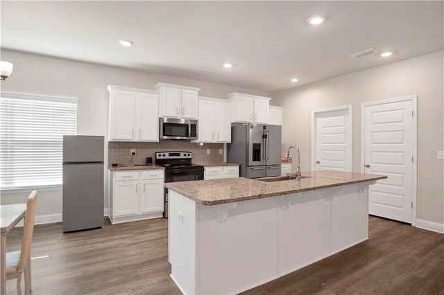 10551 Sand Dune Avenue, Mobile, AL 36695