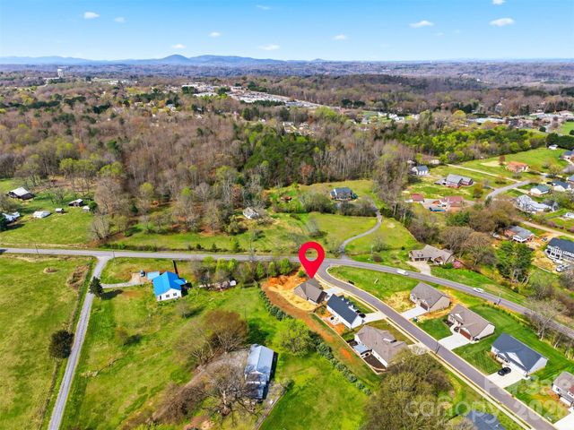 4957 Southview Drive, Hickory, NC 28602