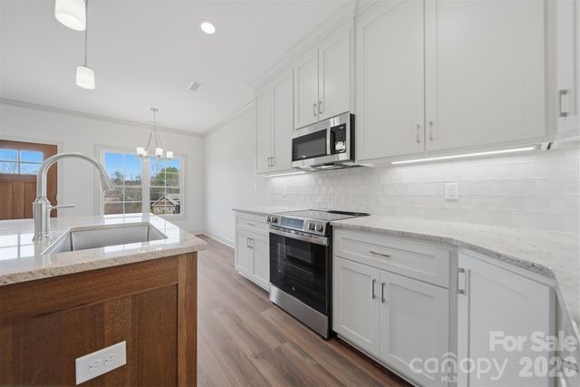 4957 Southview Drive, Hickory, NC 28602