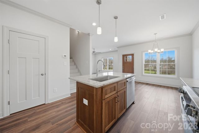 4957 Southview Drive, Hickory, NC 28602