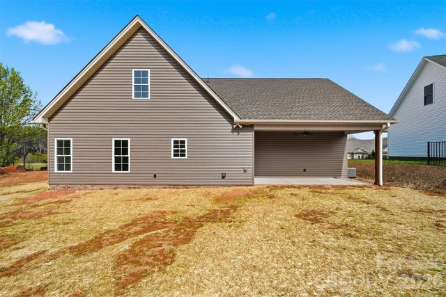 4957 Southview Drive, Hickory, NC 28602