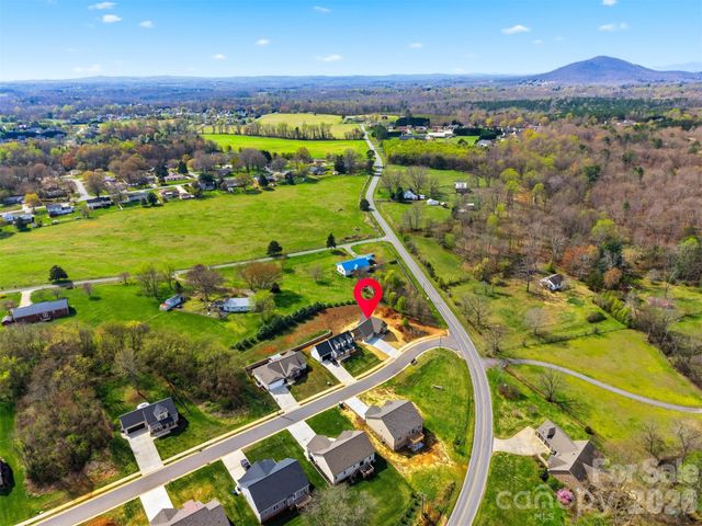 4957 Southview Drive, Hickory, NC 28602