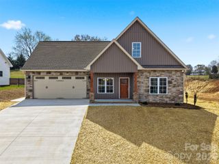 4957 Southview Drive, Hickory, NC 28602