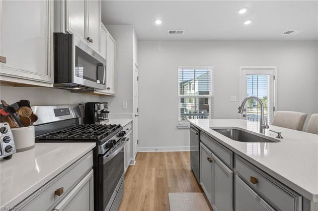 204 Lydia ST, Moyock, NC 27958