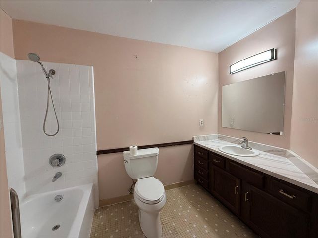 6021 NW 57TH WAY, Gainesville, FL 32653