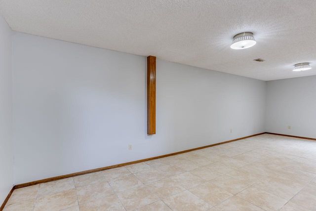 1515 E 82nd St S,, Haysville, KS 67060