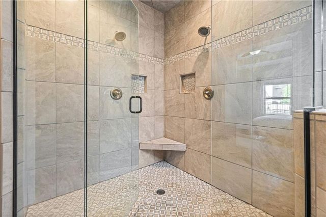 338 Headwaters Drive, Lawrence, KS 66049