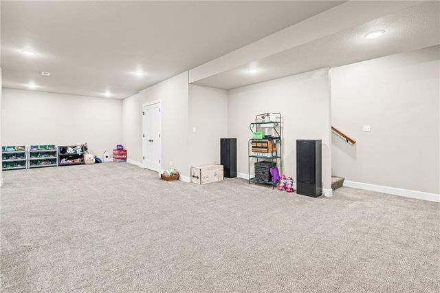 338 Headwaters Drive, Lawrence, KS 66049