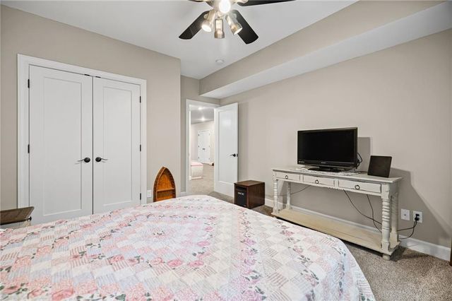 338 Headwaters Drive, Lawrence, KS 66049