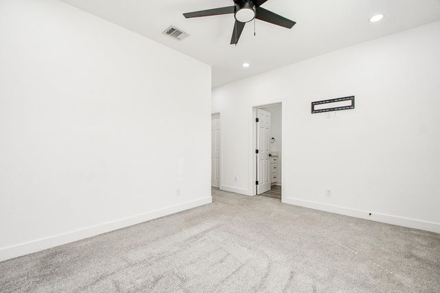 9734 Pelsey Street A, Houston, TX 77029