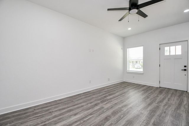 9734 Pelsey Street A, Houston, TX 77029