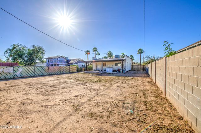 415 N 17TH Drive, Phoenix, AZ 85007