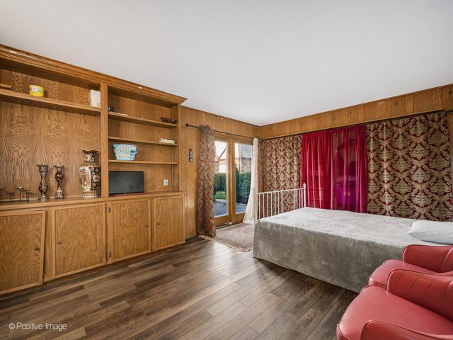 1322 S New Wilke Road 1C, Arlington Heights, IL 60005