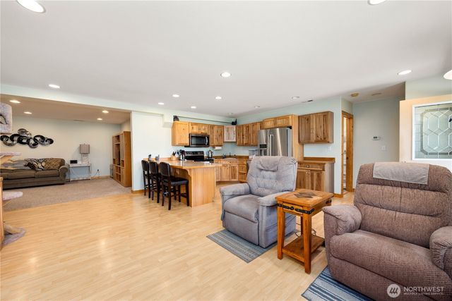 1813 Howard Flats Road, Chelan, WA 98816