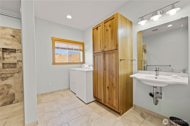 1813 Howard Flats Road, Chelan, WA 98816