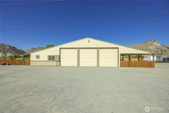 1813 Howard Flats Road, Chelan, WA 98816