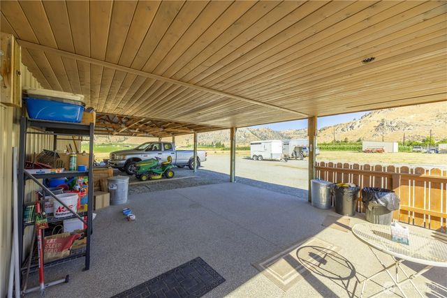 1813 Howard Flats Road, Chelan, WA 98816