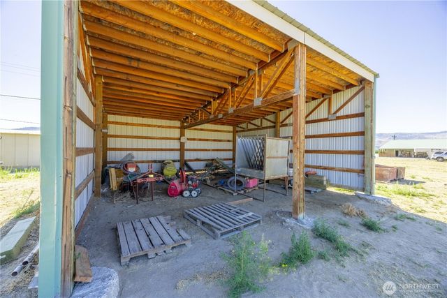 1813 Howard Flats Road, Chelan, WA 98816