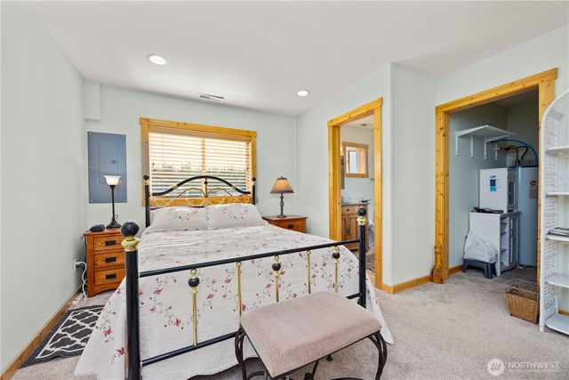 1813 Howard Flats Road, Chelan, WA 98816