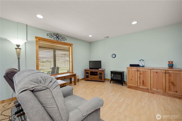 1813 Howard Flats Road, Chelan, WA 98816