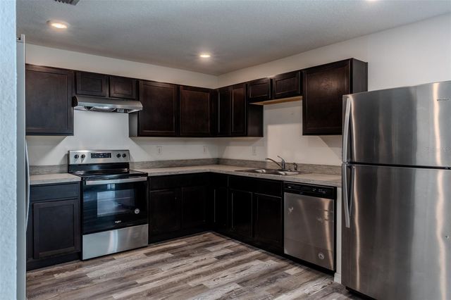 10205 CARP HOLLOW ROAD, Sun City Center, FL 33573