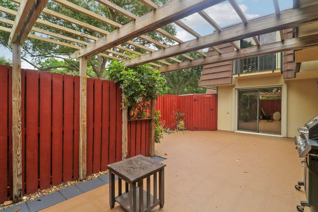 1901 19th Lane, Palm Beach Gardens, FL 33418