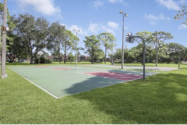 1901 19th Lane, Palm Beach Gardens, FL 33418