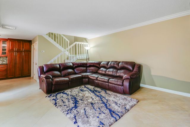 1901 19th Lane, Palm Beach Gardens, FL 33418
