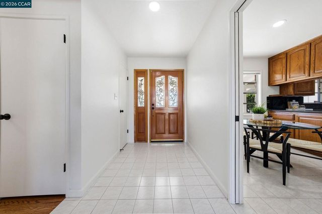 61 Sullivan Dr, Moraga, CA 94556