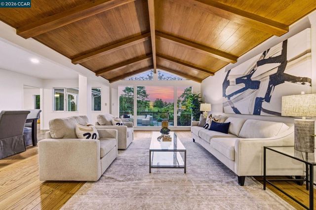 61 Sullivan Dr, Moraga, CA 94556