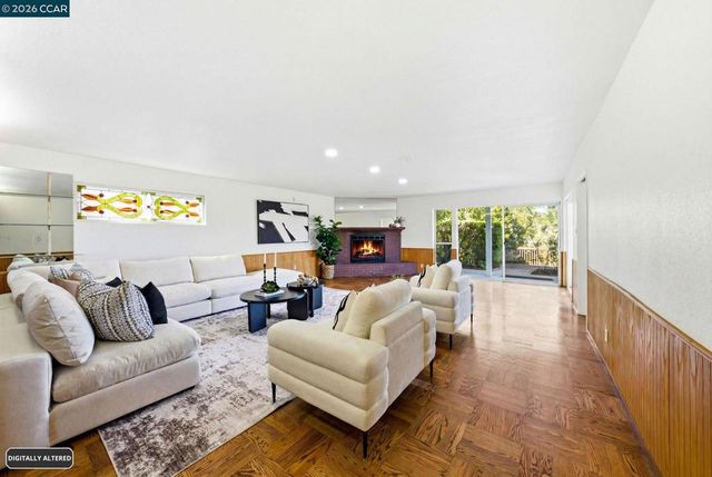 61 Sullivan Dr, Moraga, CA 94556