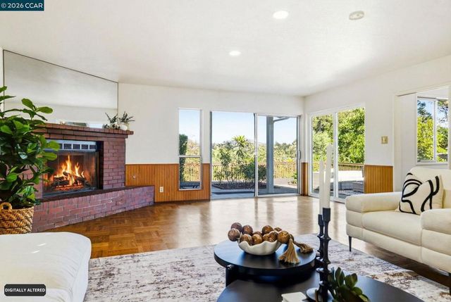 61 Sullivan Dr, Moraga, CA 94556