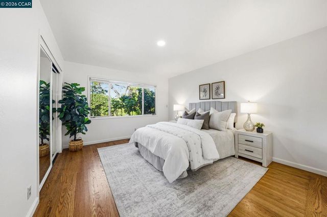 61 Sullivan Dr, Moraga, CA 94556