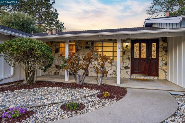 61 Sullivan Dr, Moraga, CA 94556