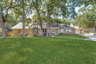 2714 Ripplesprings Court, Arlington, TX 76016