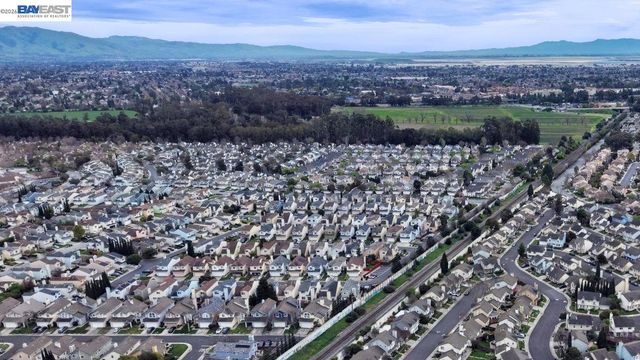5410 Buckner Ter, Fremont, CA 94555
