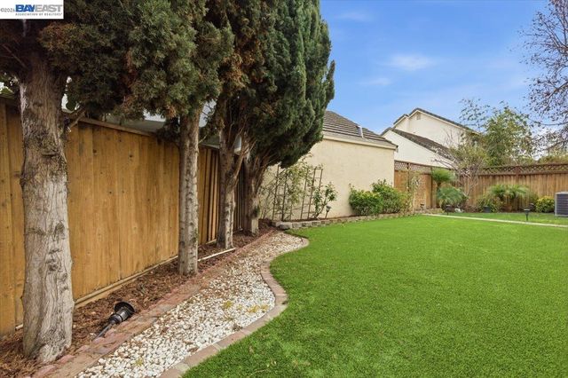 5410 Buckner Ter, Fremont, CA 94555