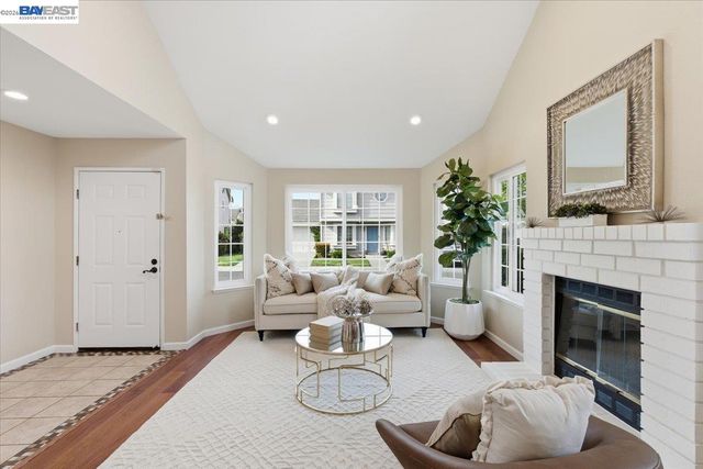 5410 Buckner Ter, Fremont, CA 94555