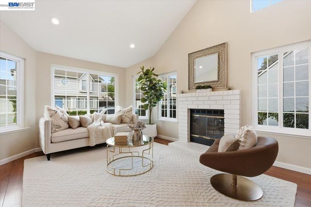 5410 Buckner Ter, Fremont, CA 94555