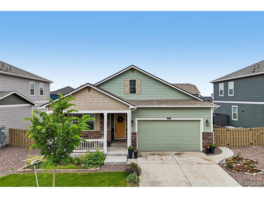 707 Lake Emerson Rd, Severance, CO 80550