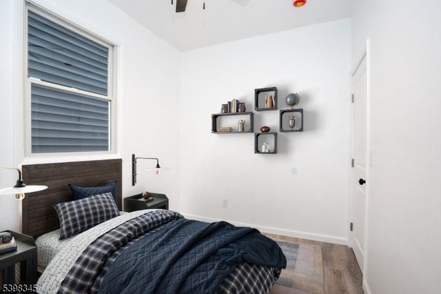 40 N York St, Paterson City, NJ 07524