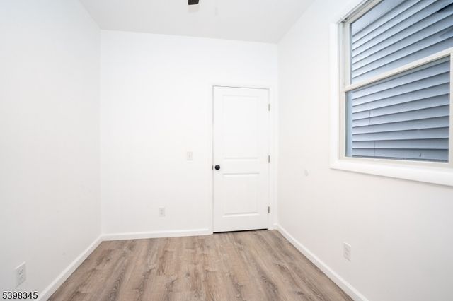 40 N York St, Paterson City, NJ 07524