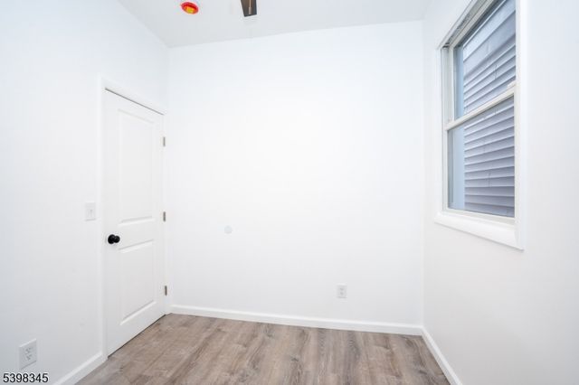 40 N York St, Paterson City, NJ 07524